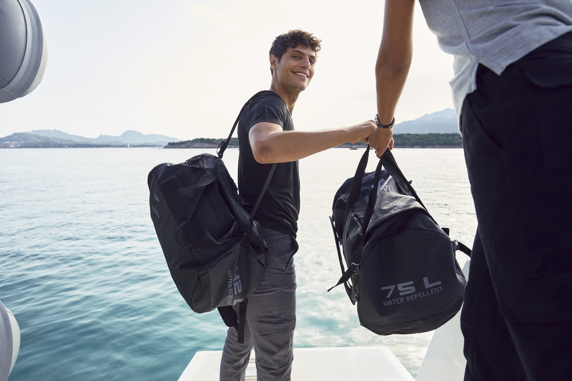 2-in-1 bag 42L